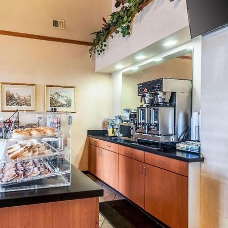 فندق إيكونو لودج إن آند سويتس Middletown المظهر الخارجي الصورة