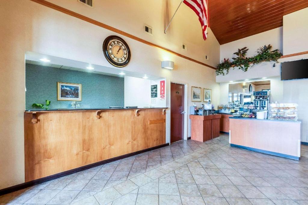 فندق إيكونو لودج إن آند سويتس Middletown المظهر الخارجي الصورة